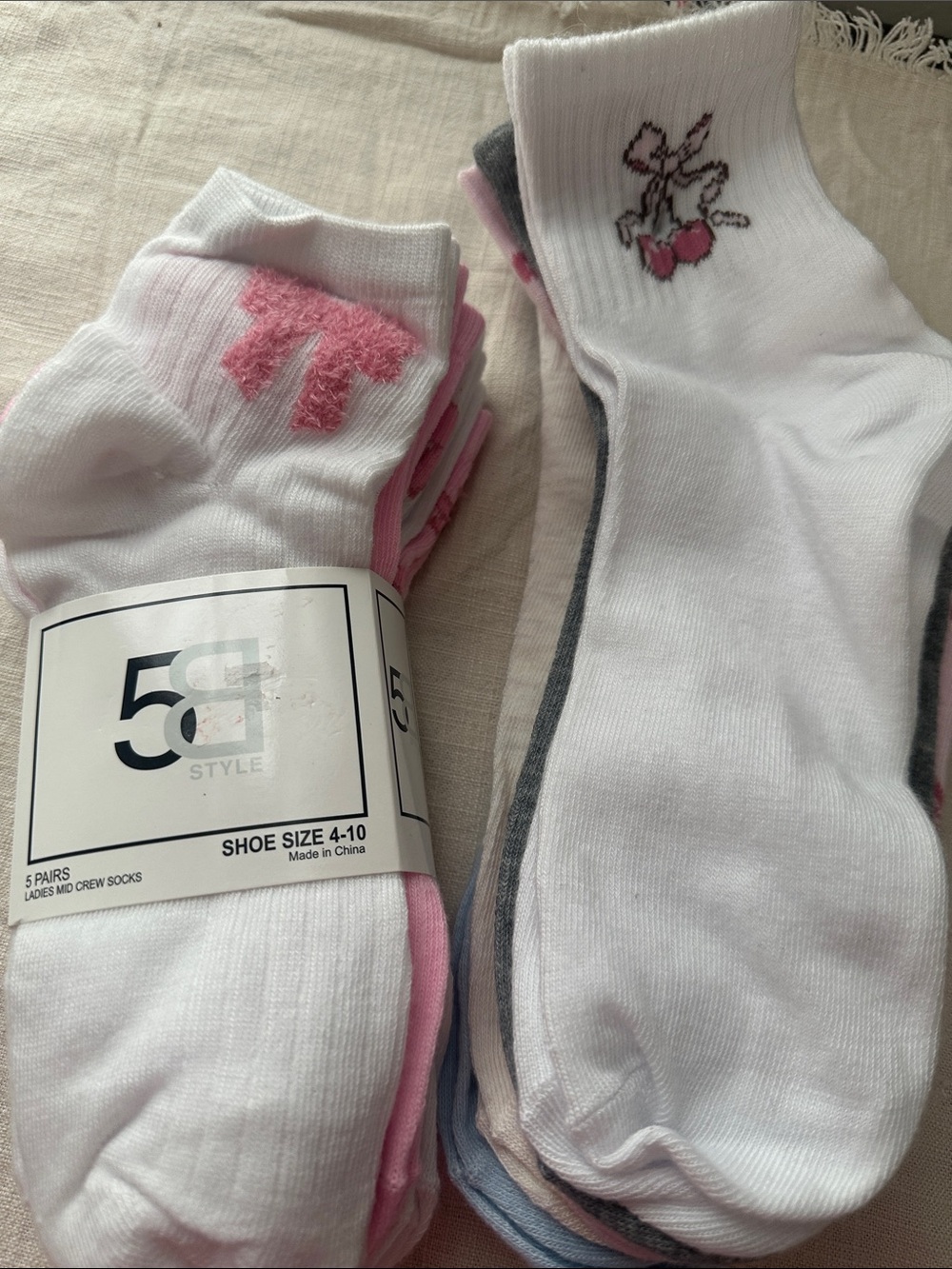 2 packs of 5 ladies socks NWT